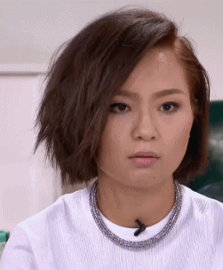 懵周笔畅发呆迷糊gif动图_动态图_表情包下载_soogif