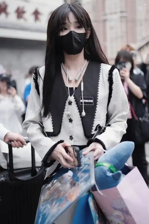 05.20上班&餐车打卡78一切顺利@snh48-王晓佳