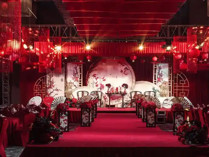 超高性价比美艳绝伦的金红色新中式婚礼