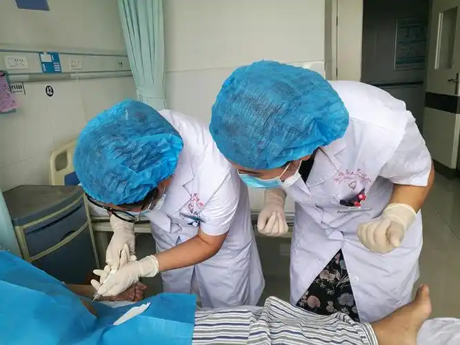 【襄垣县人民医院】内科全体医师进行了腹腔穿刺技术操作培训 - 美篇