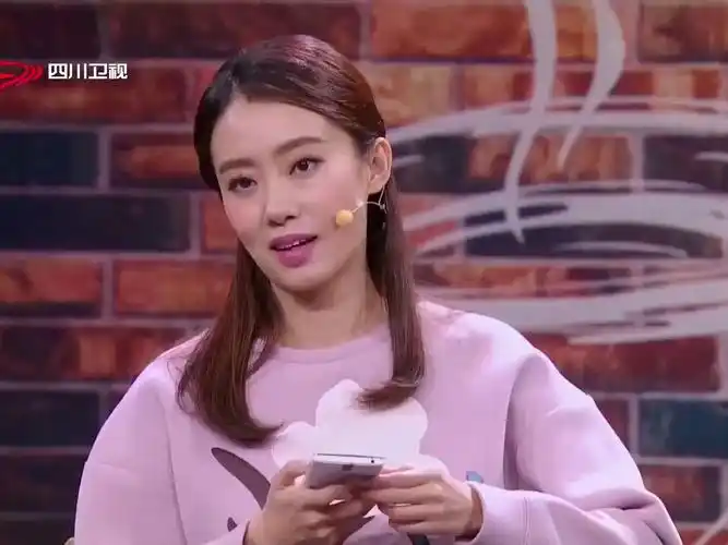 真·法系相亲!许君聪 张小斐这小品憋着尿都要看完,嘎嘎欢乐