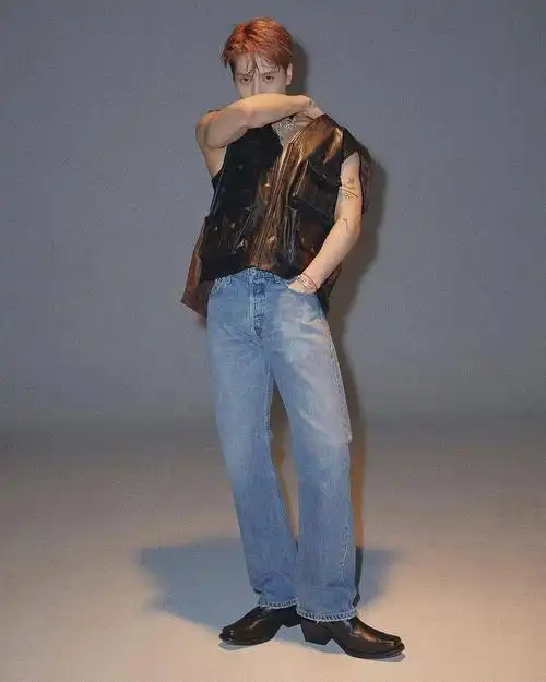 王嘉尔行走的人间荷尔蒙