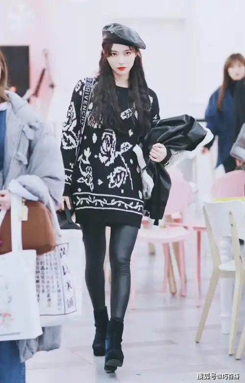 跟着许佳琪学穿搭真带劲,简约百搭还省钱,一衣多穿太"亲民"了