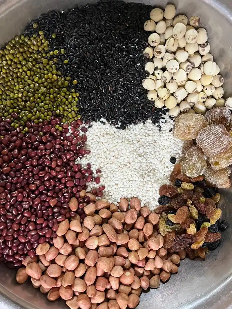 真材实料才能做出好味道 #纯手工制作美食 #包粽子 - 抖音