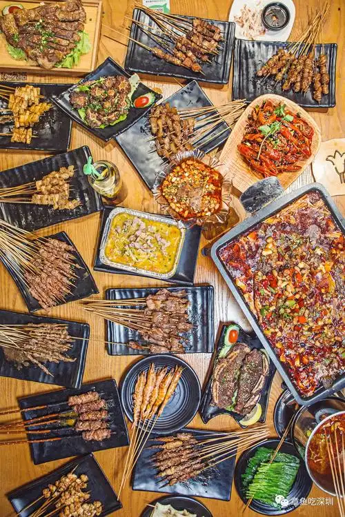 全牛肉的烧烤宴90的人没这样吃过