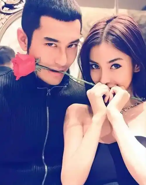 杨颖的结局,没有谁比这位同行更"同情"她!_黄晓明_外界_关系