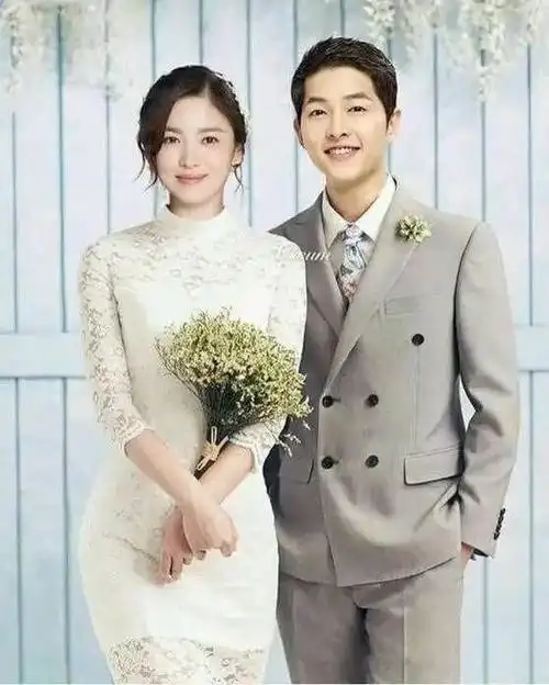 宋慧乔宋仲基曝婚讯婚纱照p图遭疯传