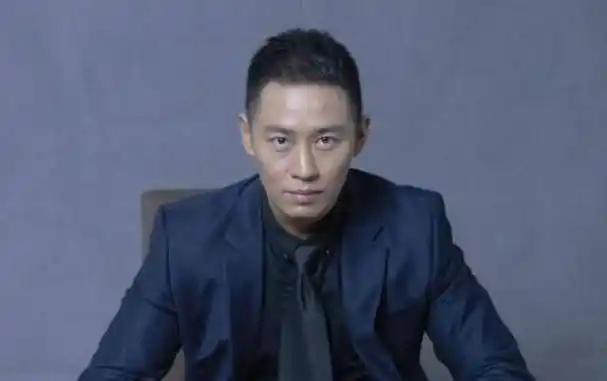 就是不知道已经36岁的王小毅何时能将宁静征服娶回家呢?