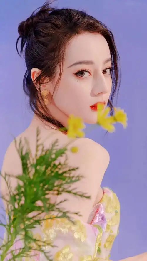 迪丽热巴头像仙气可爱(迪丽热巴头像超仙图片)-天晟网