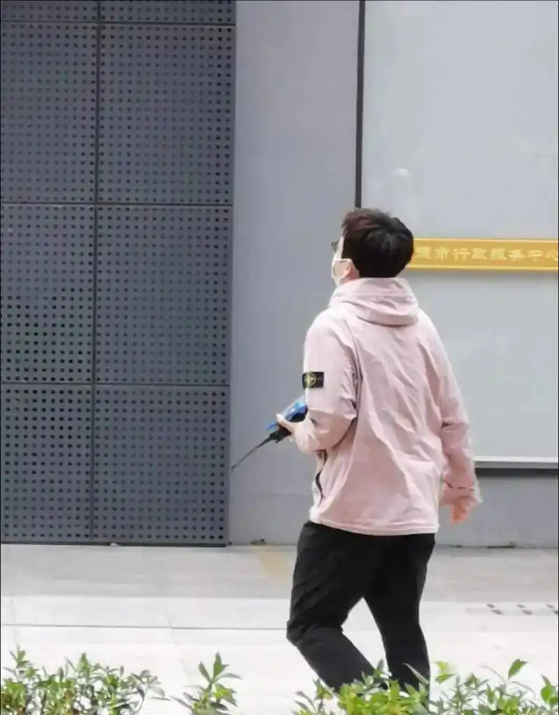 我的宝藏男孩姚译添 #奔跑吧特别季 开录啦!期待#奔跑吧  - 抖音