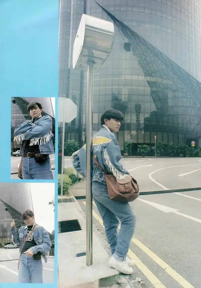 刘德华穿着一身牛仔外套在欧洲旅行时的照片,被誉为"娱乐圈劳模"的