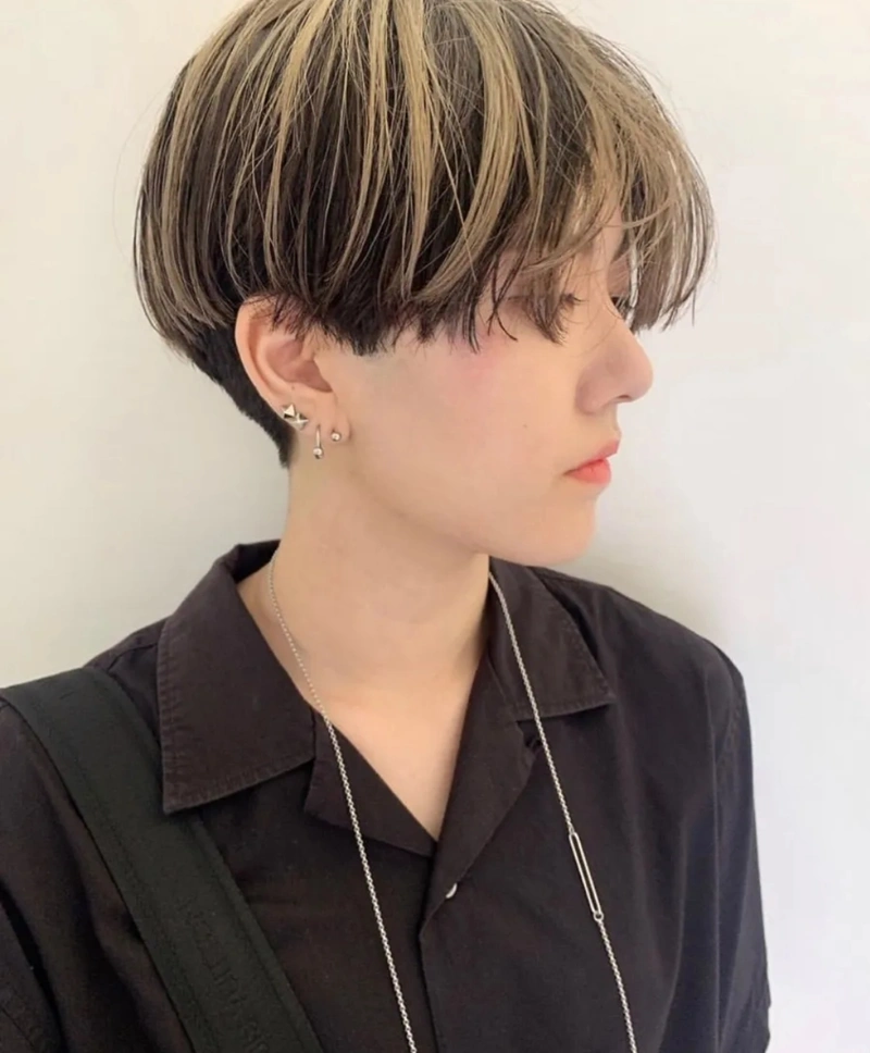 今秋流行新短发17款,染过就是不一样,好看时尚更有层次感|挑染|发型