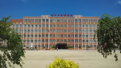 我还是从前那个少年,请家长放心——实验学校初三开学复课纪实