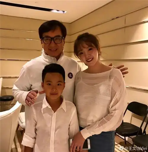 才11岁,冯小刚认他干儿子,成龙为他站台,陈坤跟他搭戏