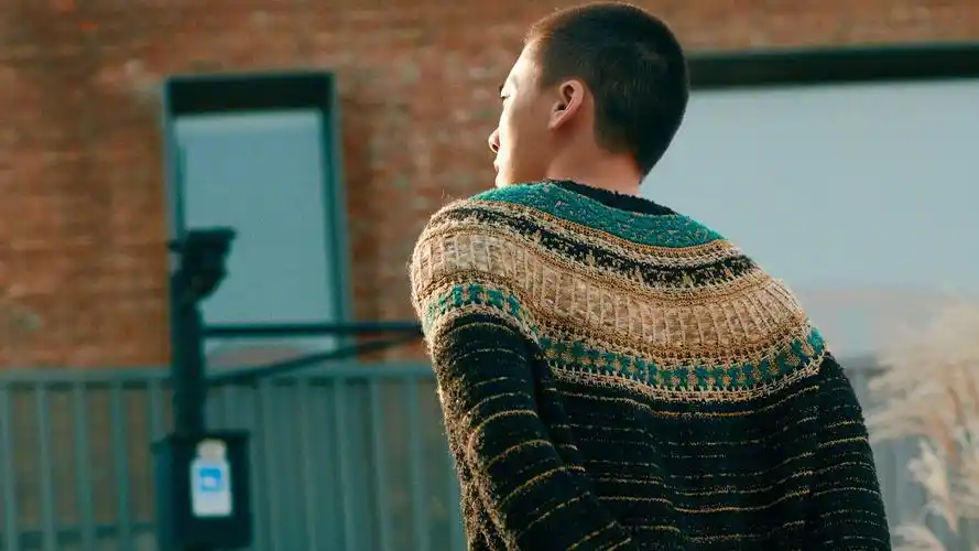 电脑壁纸 明星 大陆明星 李易峰清爽寸头造型写真合集