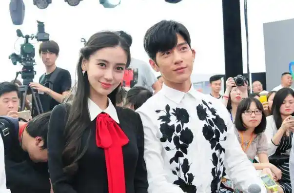 娱乐圈中很铁的几对异性朋友肖战周雨彤曾共患难