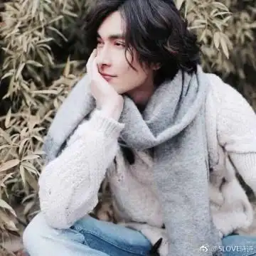 高伟光老婆杨吟吟照片高伟光为什么像外国人是混血吗