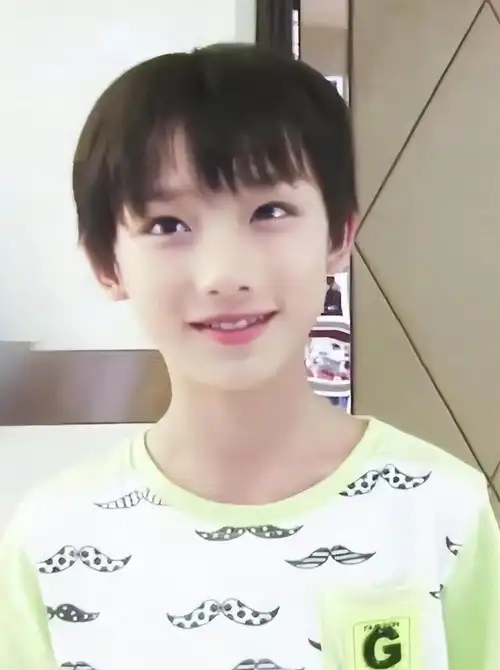 丁程鑫——将梦想无限放大的星色画家_公司_台风_表演