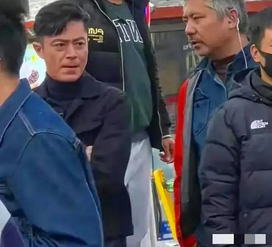 霍建华已经有老态了啊,网友评论神似郭富城!