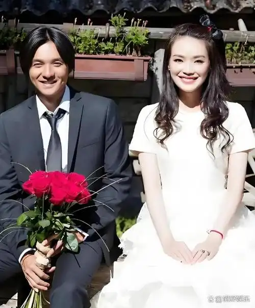 冯德伦:与莫文蔚分手,17 年等待终娶舒淇,50 岁还是宠妻狂魔!