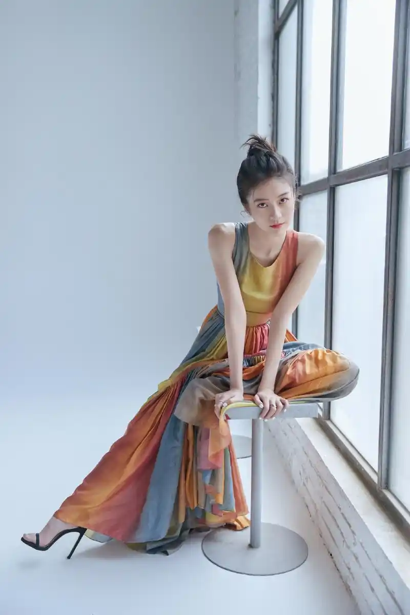 张雪迎彩虹长裙写真图片912