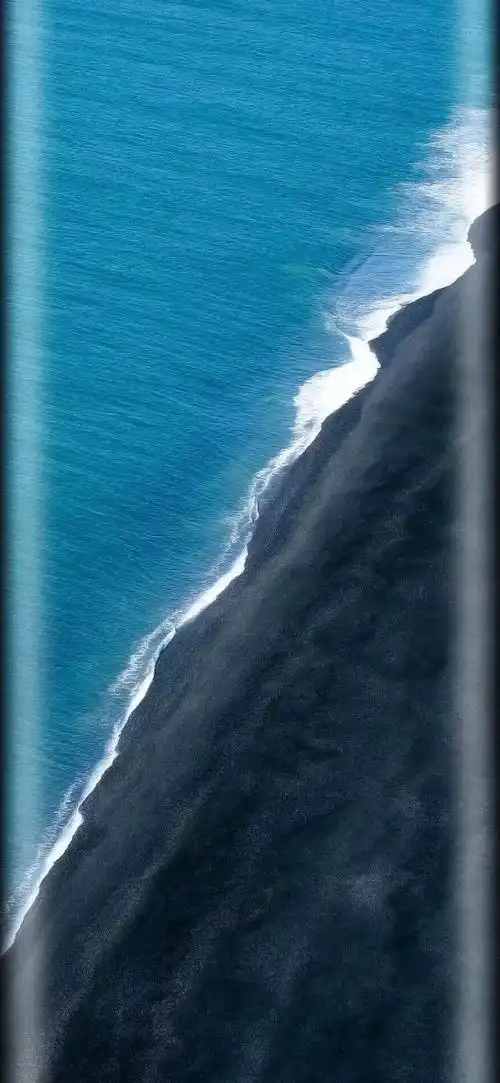 换上这张壁纸,手机秒变曲面屏__凤凰网