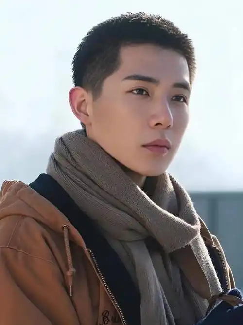 美男子寸头杀!杨洋登顶,肖战第5陈伟霆第4黄景瑜第2