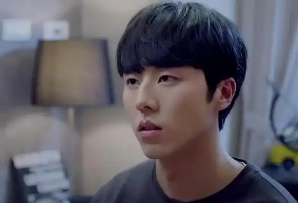 近距离爱上你萧立呈和藤沐仁告白(近距离爱上你最强)(2)