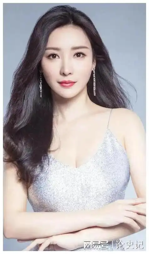 性感成为了女明星的违禁词|柳岩|妆容|赵丽颖_网易订阅