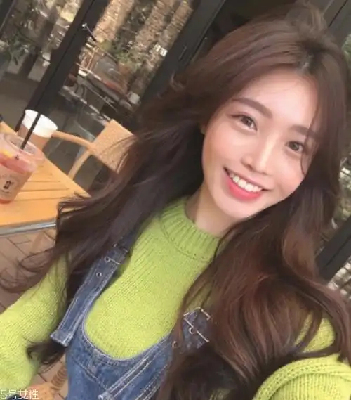 韩式微卷长发韩式长卷发图片