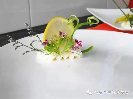 打荷必备最牛盘饰这样做厨师必学欣赏图