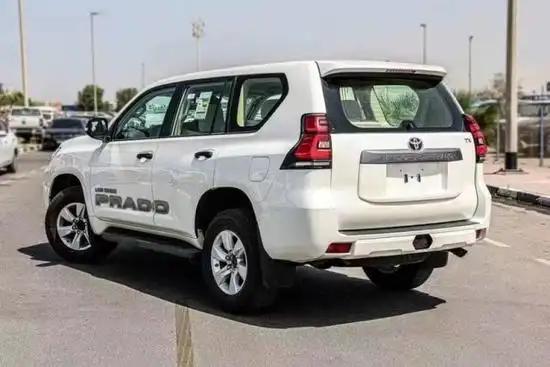 全新2022款丰田普拉多2700越野车40万起