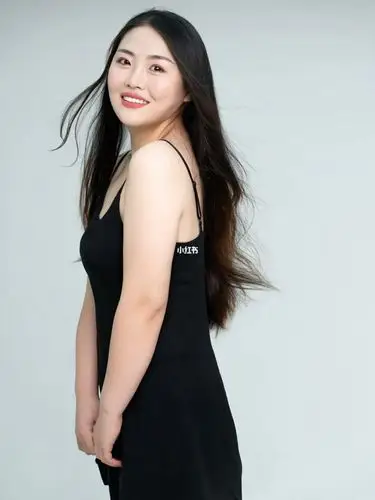 150斤的大码女孩(请自信的微笑吧)