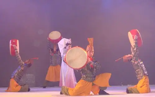 源于张艺谋的电影《十面埋伏》中章子怡的一段舞蹈,企业的领导者更