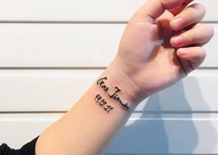 手腕名字77生日, 超帅字体纹身图片(3)_黑龙江省哈尔滨市纹身店-h&t