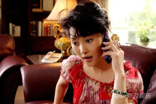 王菁华剧照王菁华新浪娱乐讯 由罗嘉良,王菁华,王姬等众多影星加盟的