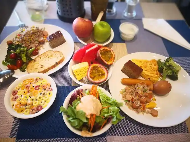 丰盛的早餐,保证全天能量满满就是减肥色事需要搁浅一下子了.