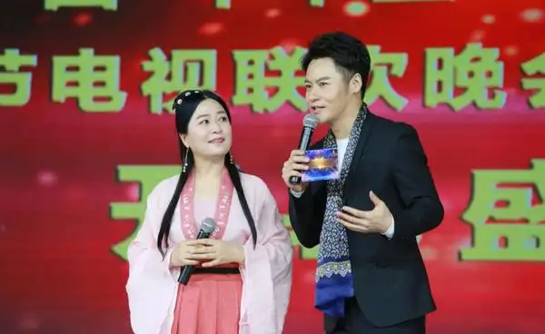 李光曦 马羚 朱泽明受邀录制2019年度搜星中国电视联欢晚会