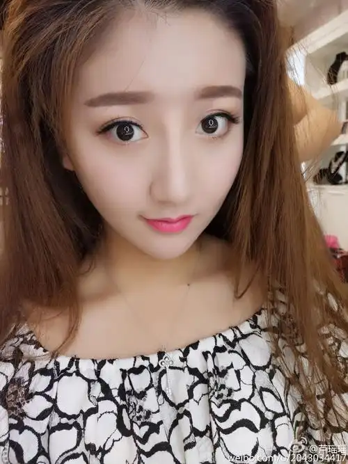 王上源女友颜值颇高(来源:网易体育)