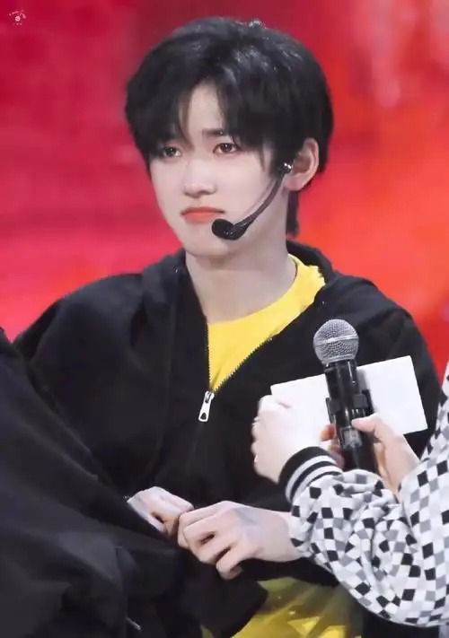 #十几岁时的少年感能有多迷人#