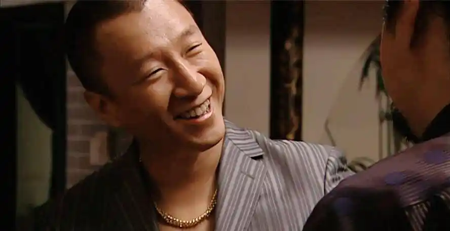 "流氓影帝"孙红雷的上位史:抛弃大11岁的影后,他到底有多狠?