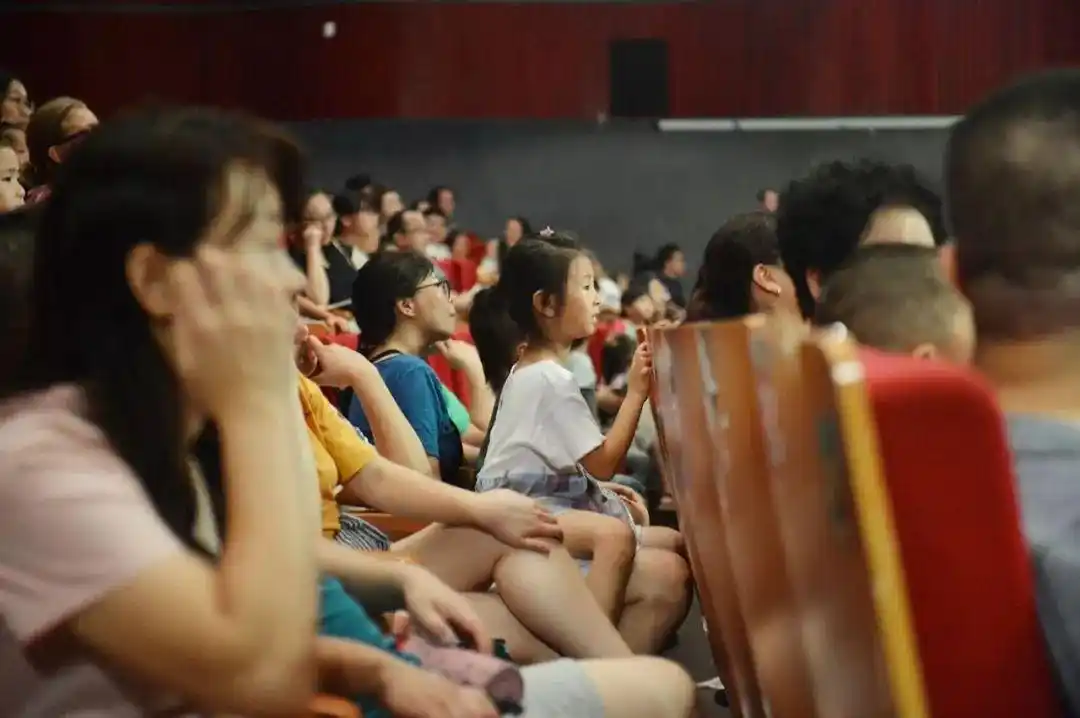 海尔兄弟的真人版原来长这样!