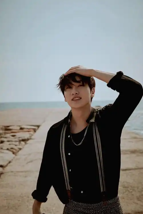 iu和银赫是什么关系(iu李智恩银赫床照事件)