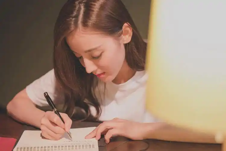 热巴- 堆糖,美图壁纸兴趣社区