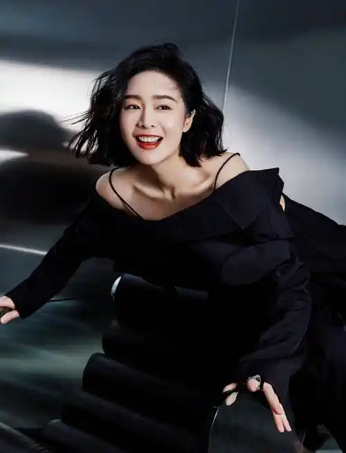 "姐姐"高叶:年轻女演员的奋斗,十年不成名,十年性感_名字_孙红雷_女孩