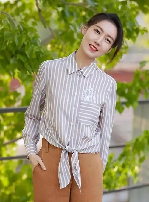 回顾演员高露我这辈子正确的决定就是为普通丈夫生下一儿一女