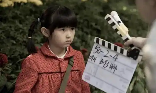 "国民妹妹"张子枫的成名往事,和她背后了不起的母亲