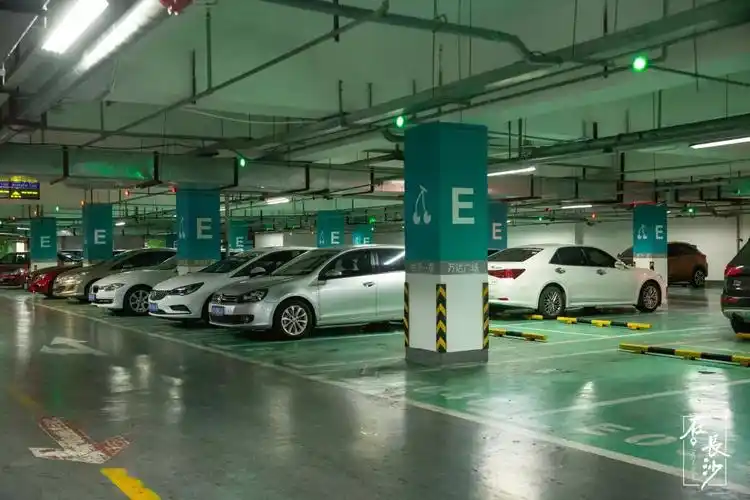 长沙地标级商场停车大盘点