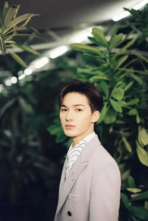 朱正廷加盟北京跨年