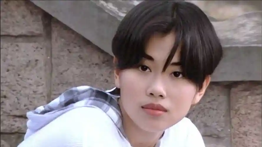 乘风破浪的姐姐陈松伶原来是短发女神谁年轻时不是个美女